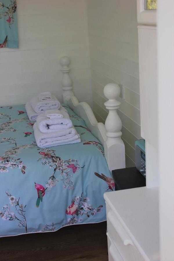 Hopgarden Glamping Luxury Shepherds Huts Wadhurst Eksteriør billede