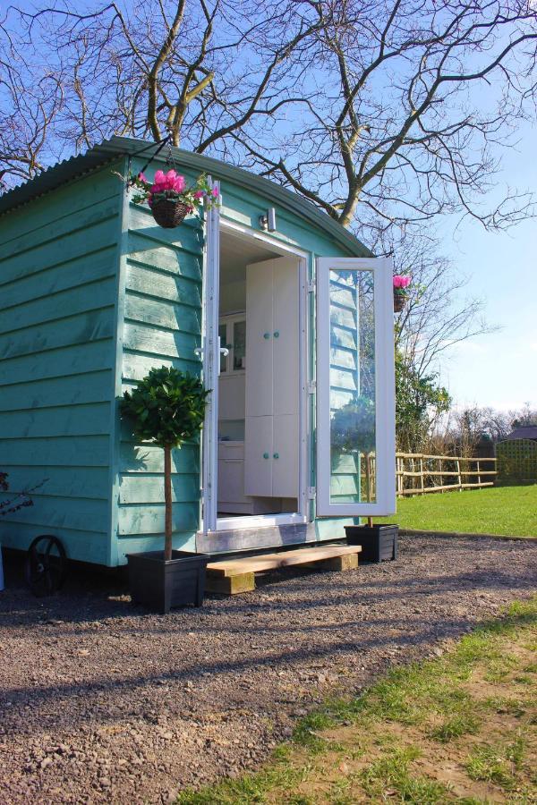 Hopgarden Glamping Luxury Shepherds Huts Wadhurst Eksteriør billede