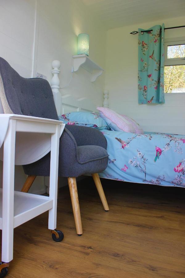Hopgarden Glamping Luxury Shepherds Huts Wadhurst Eksteriør billede