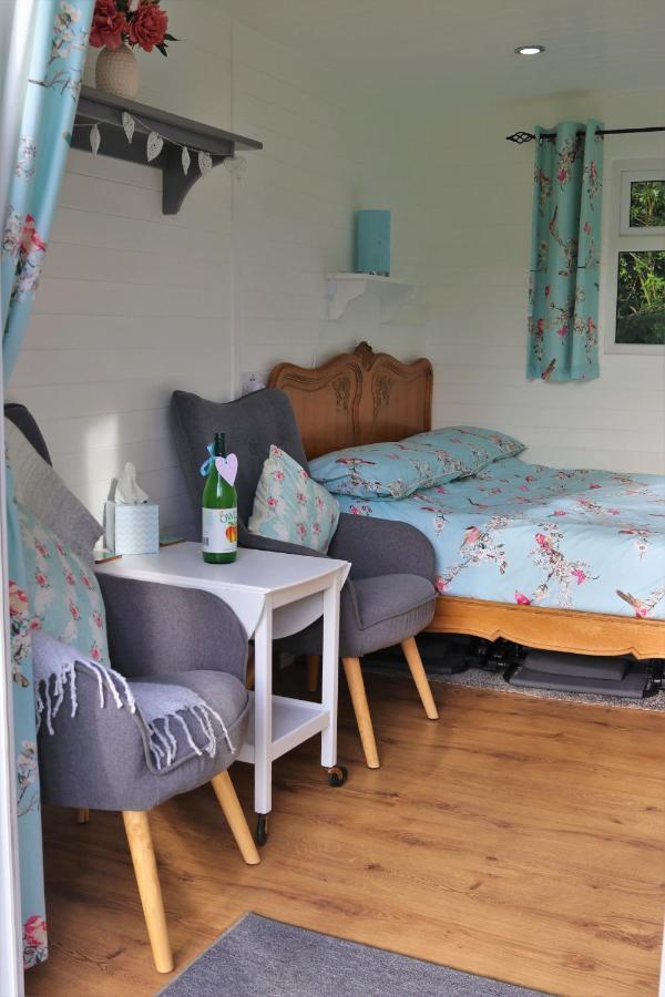 Hopgarden Glamping Luxury Shepherds Huts Wadhurst Eksteriør billede