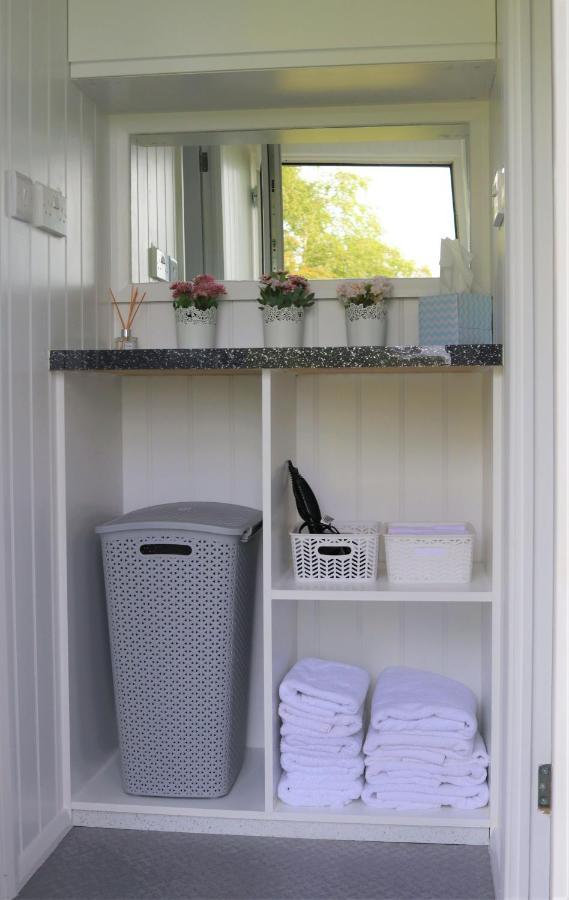 Hopgarden Glamping Luxury Shepherds Huts Wadhurst Eksteriør billede
