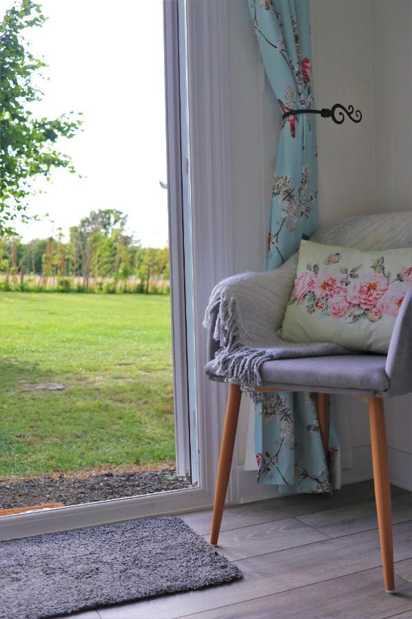 Hopgarden Glamping Luxury Shepherds Huts Wadhurst Eksteriør billede