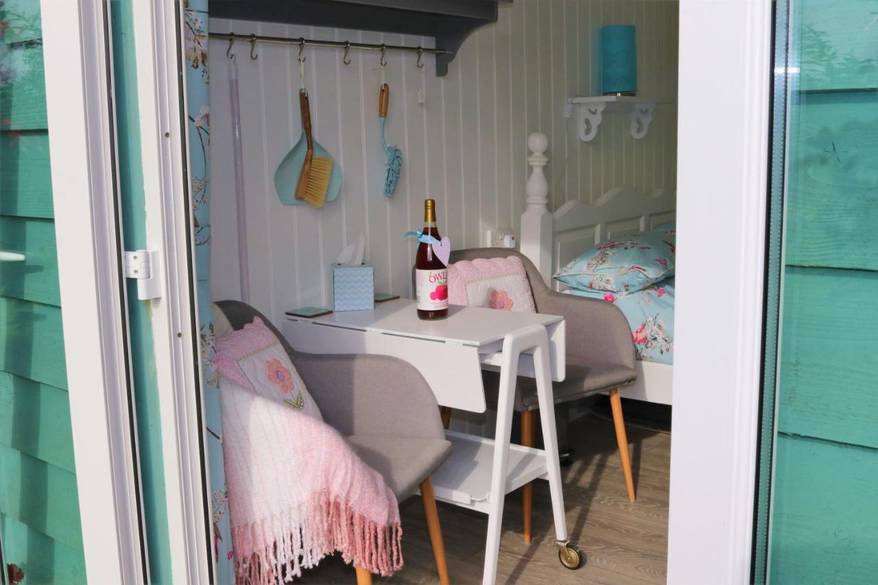 Hopgarden Glamping Luxury Shepherds Huts Wadhurst Eksteriør billede