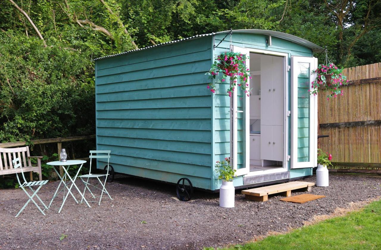 Hopgarden Glamping Luxury Shepherds Huts Wadhurst Eksteriør billede